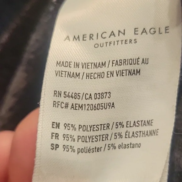 American Eagle Women's Blue Top size Medium - Picture 4 of 4